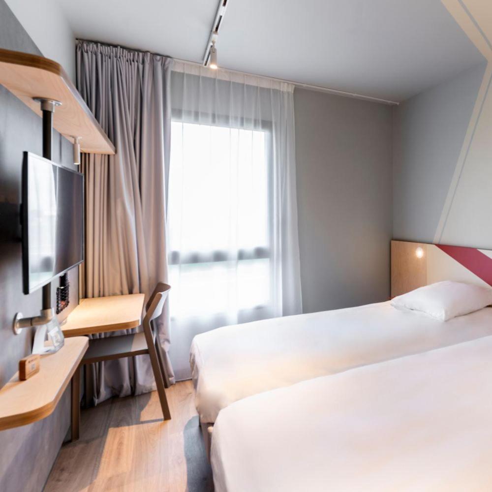Ibis Budget Morlaix Luaran gambar