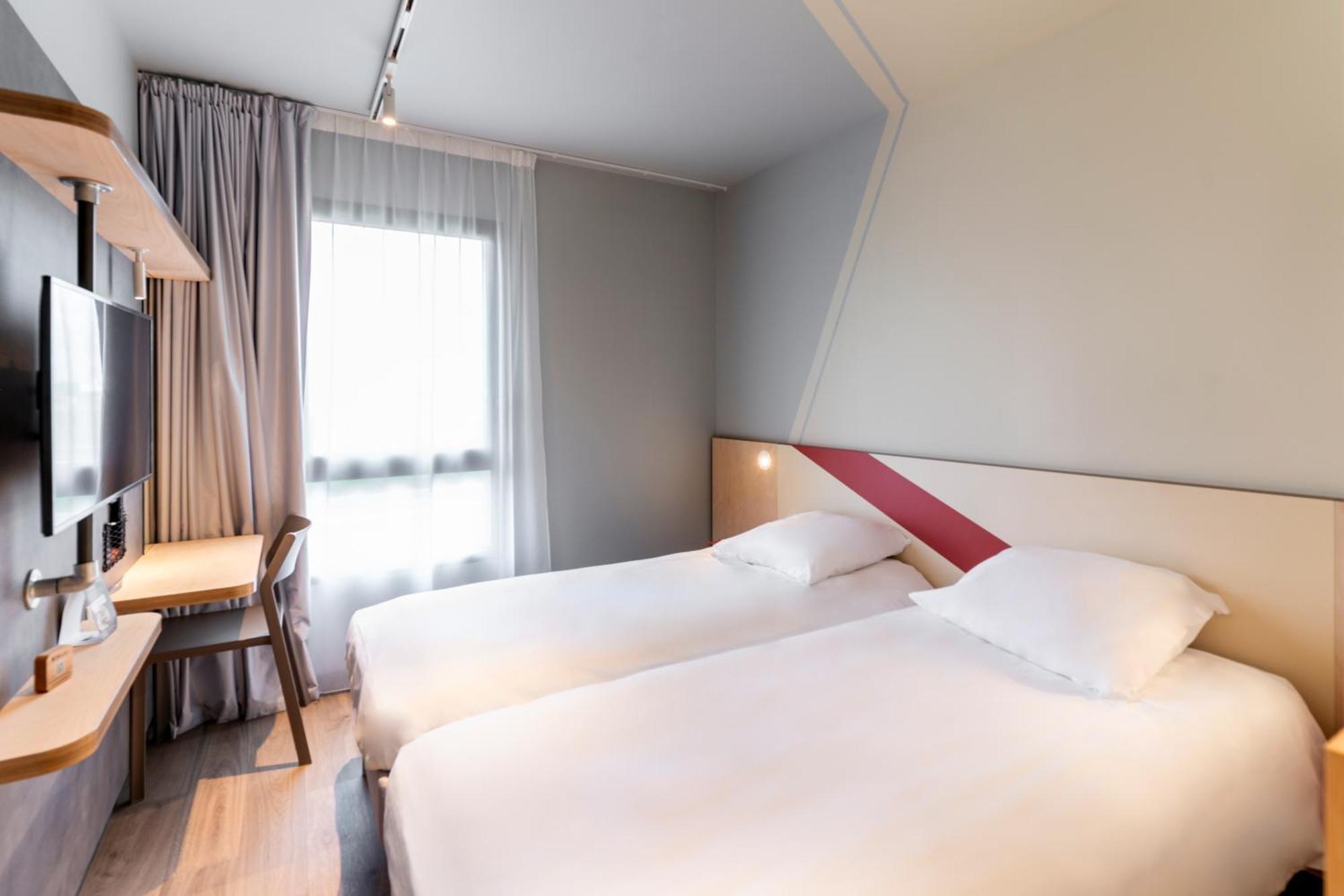 Ibis Budget Morlaix Luaran gambar